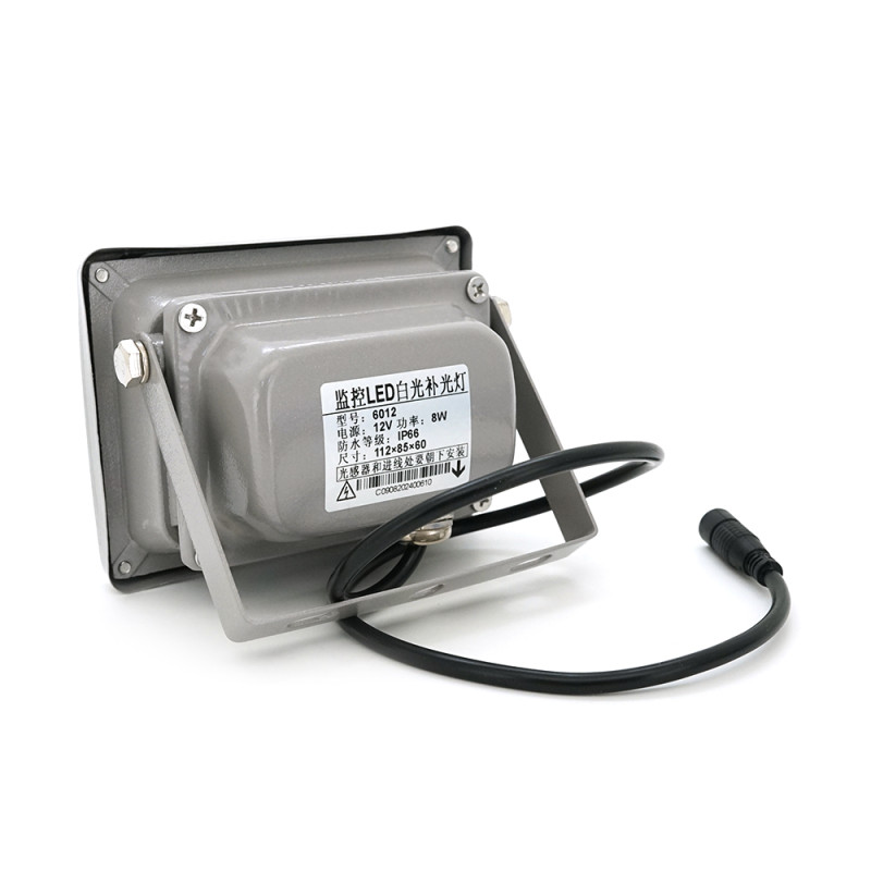 Прожектор направленный с сумеречным датчиком YOSO 12V 8W, 6LED, IP66, угол обзора 60°,дальность до 30м, 113*84*86мм, BOX